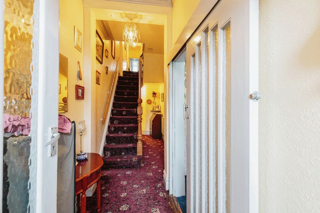 Property photo 3 of 15 Photography