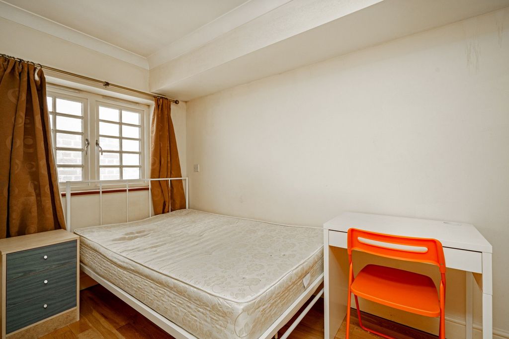 Property photo 3 of 9