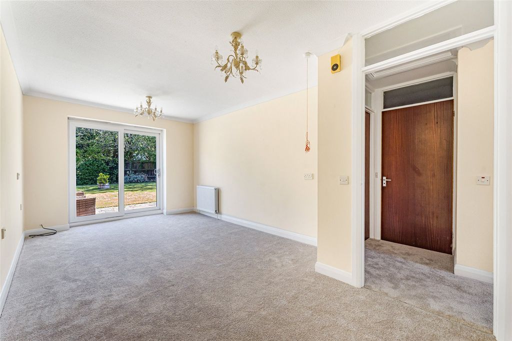 Property photo 2 of 21 Picture No. 20