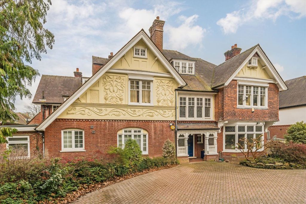 Property photo 1 of 10