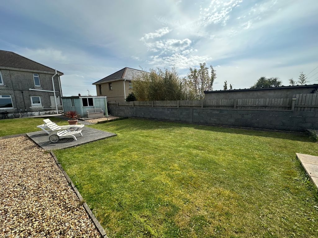 Additional image 12 of 3 bed property to rentTalyclun, Llanelli SA14
