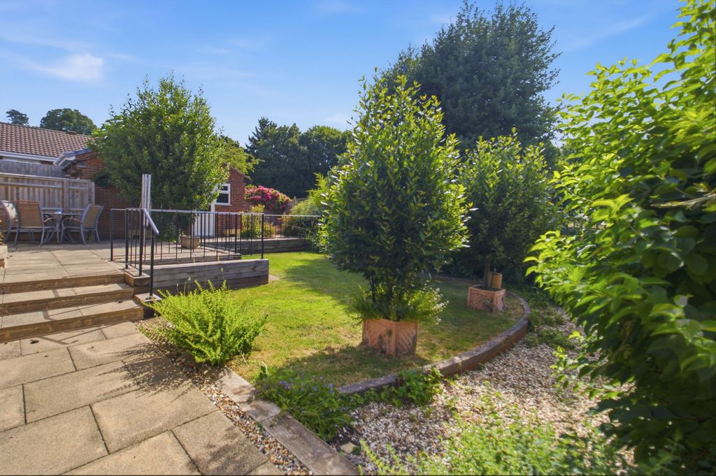 Property photo 3 of 18
