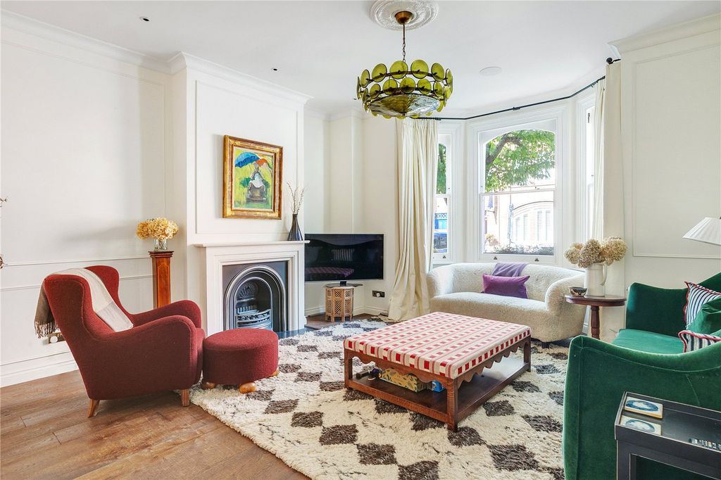 Property photo 2 of 15 Reception