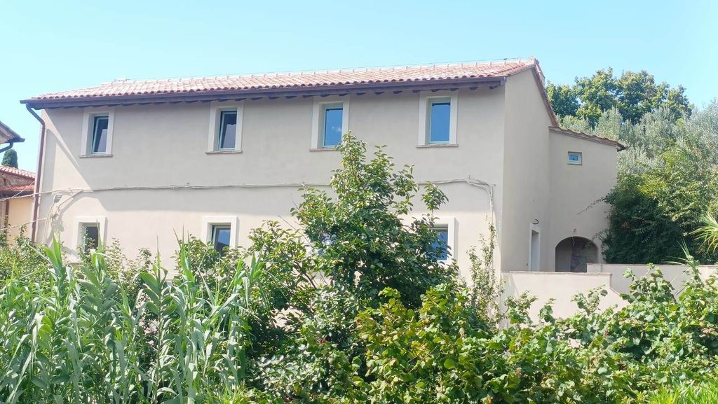 Property photo 1 of 30