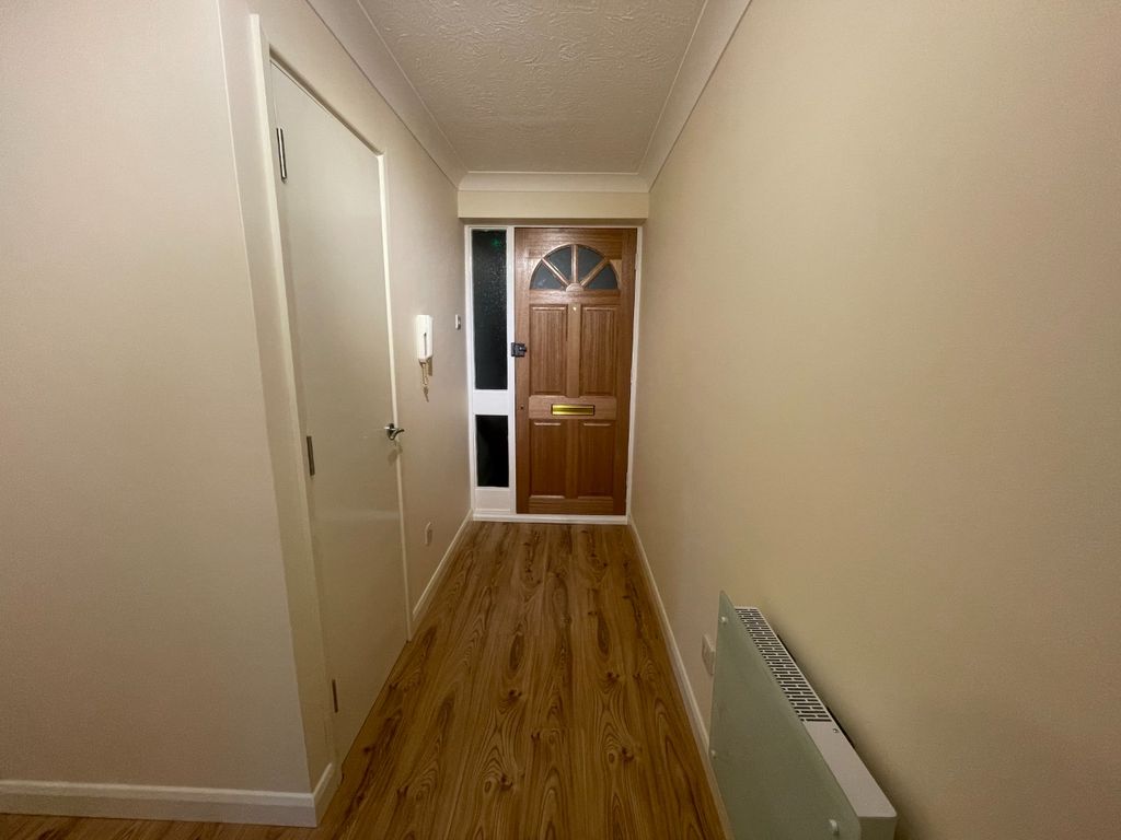 Property photo 3 of 6 2900803
