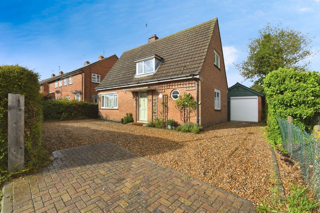 Property photo 1 of 16