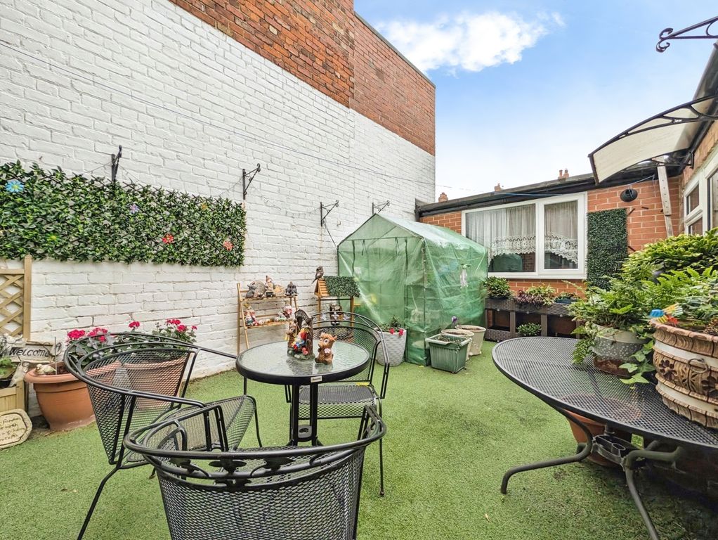 Property photo 3 of 19 Pbox-Img.Jpg