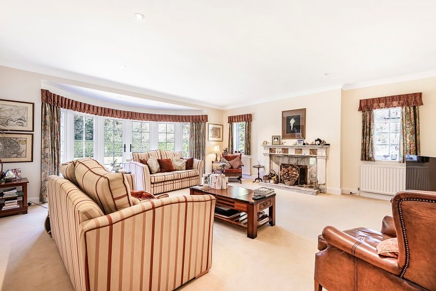 Property photo 2 of 20