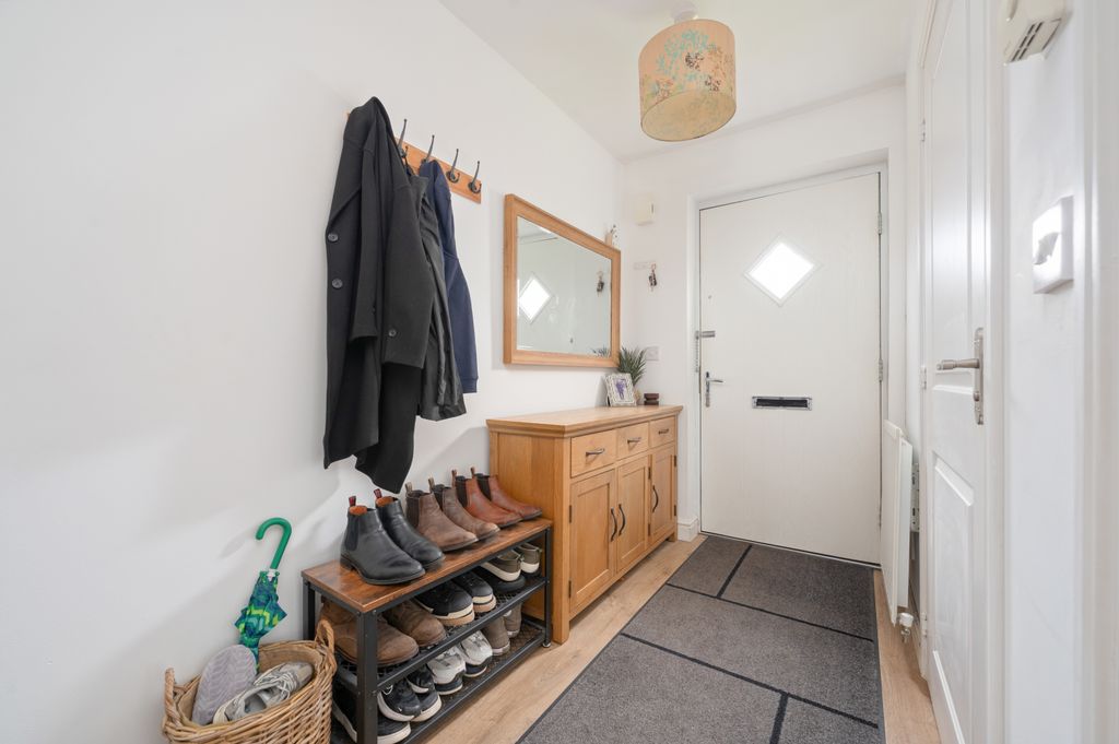 Property photo 3 of 28 Property Image 3