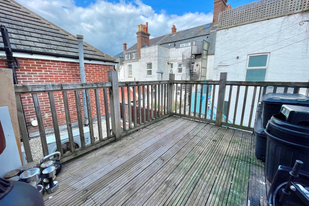 Property photo 2 of 9 Roof Terrace