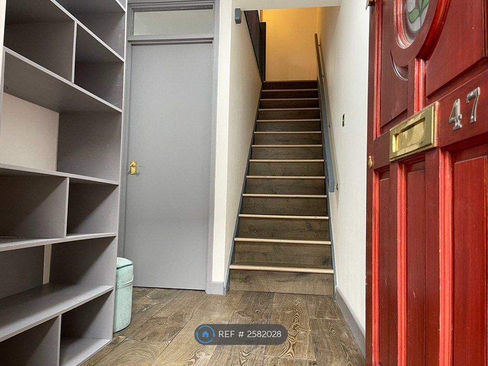 Property photo 3 of 11 Entrance Front View