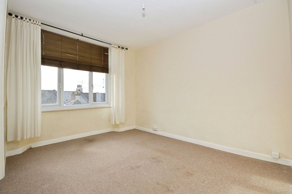 Property photo 2 of 8 Picture No. 03