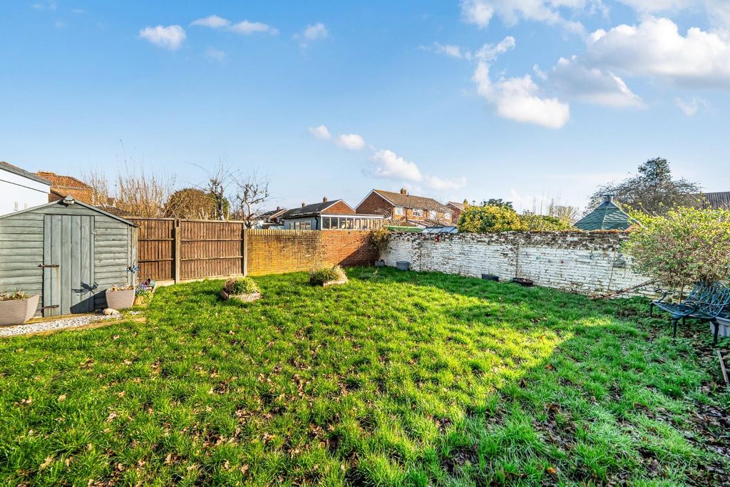 Property photo 1 of 15 1-69A806c3A548d-1421559-22-69A6Bcbdb1c48-1.Jpg