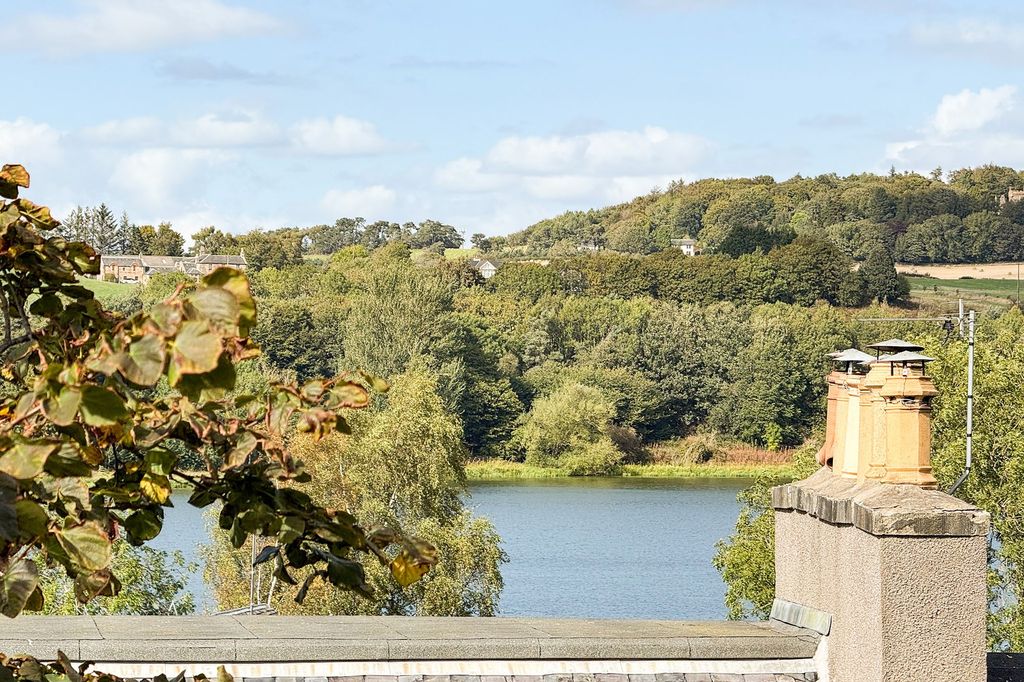 Additional image 4 of 3 bed penthouse for saleHigh Street, Linlithgow EH49