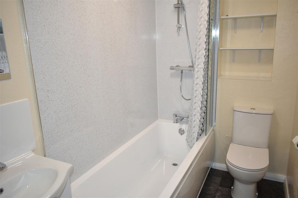 Property photo 2 of 10 Dsc_0437.Jpg