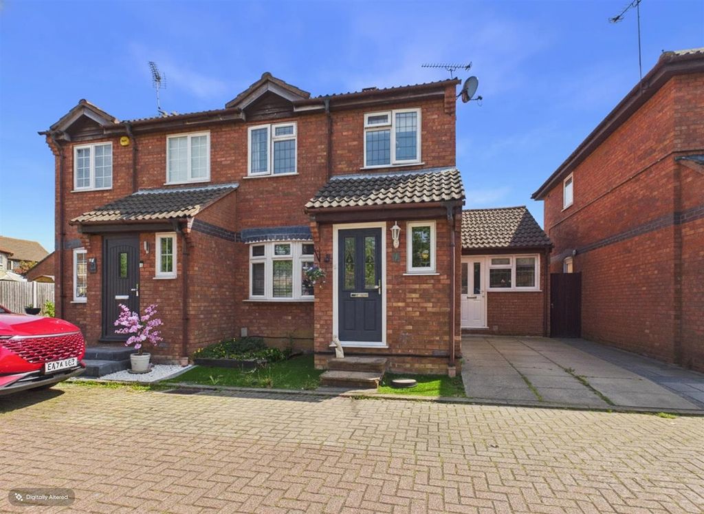 Property photo 1 of 18 Cam02342G0-Pr0177-Still001-001.Jpg