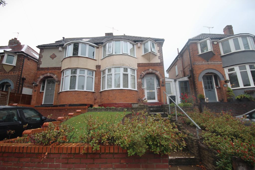 Property photo 1 of 8 Photo 8