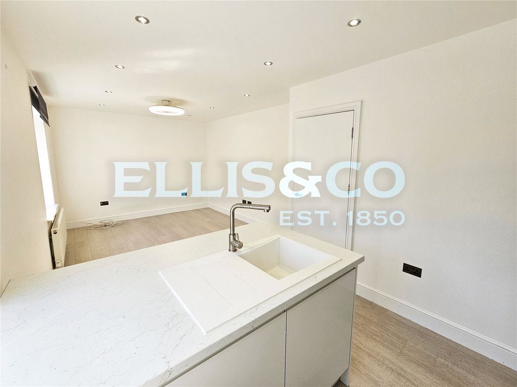 Property photo 2 of 9 Picture No. 02