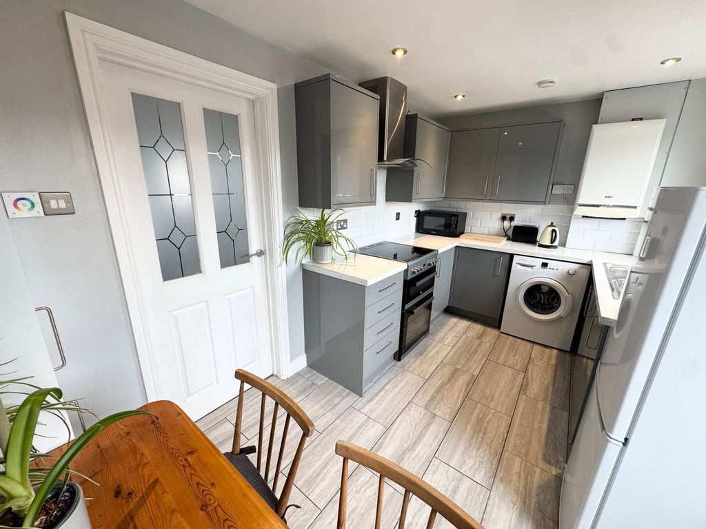 Property photo 2 of 13