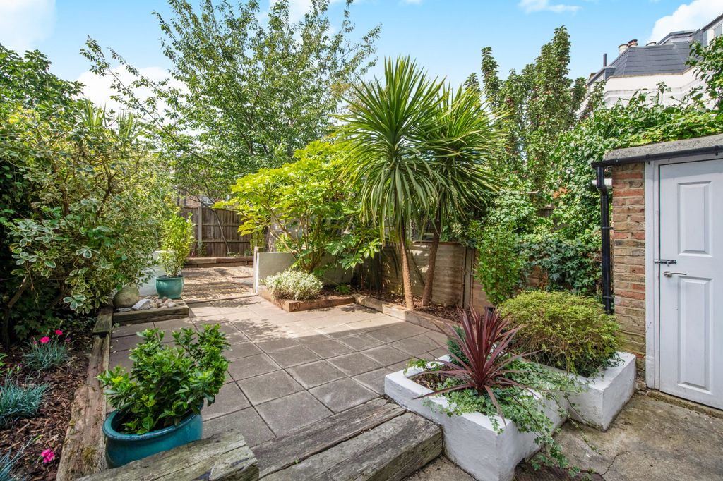 Property photo 3 of 8