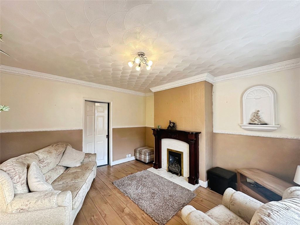 Property photo 3 of 20 Picture No. 01