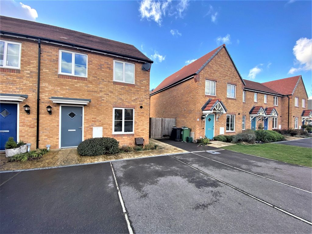 Property photo 1 of 13 Front