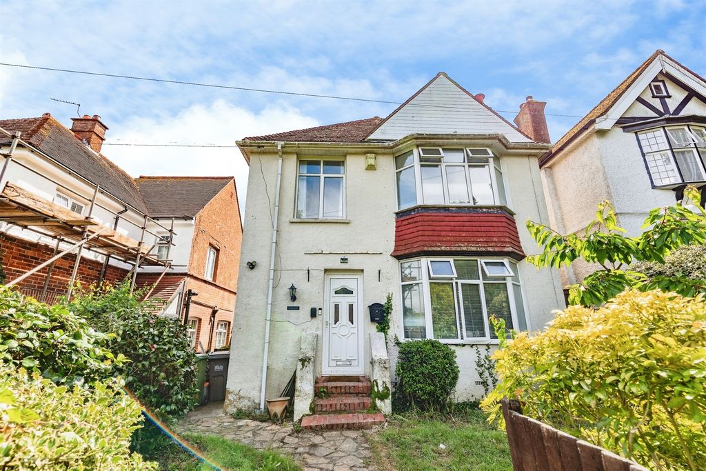 Property photo 1 of 19