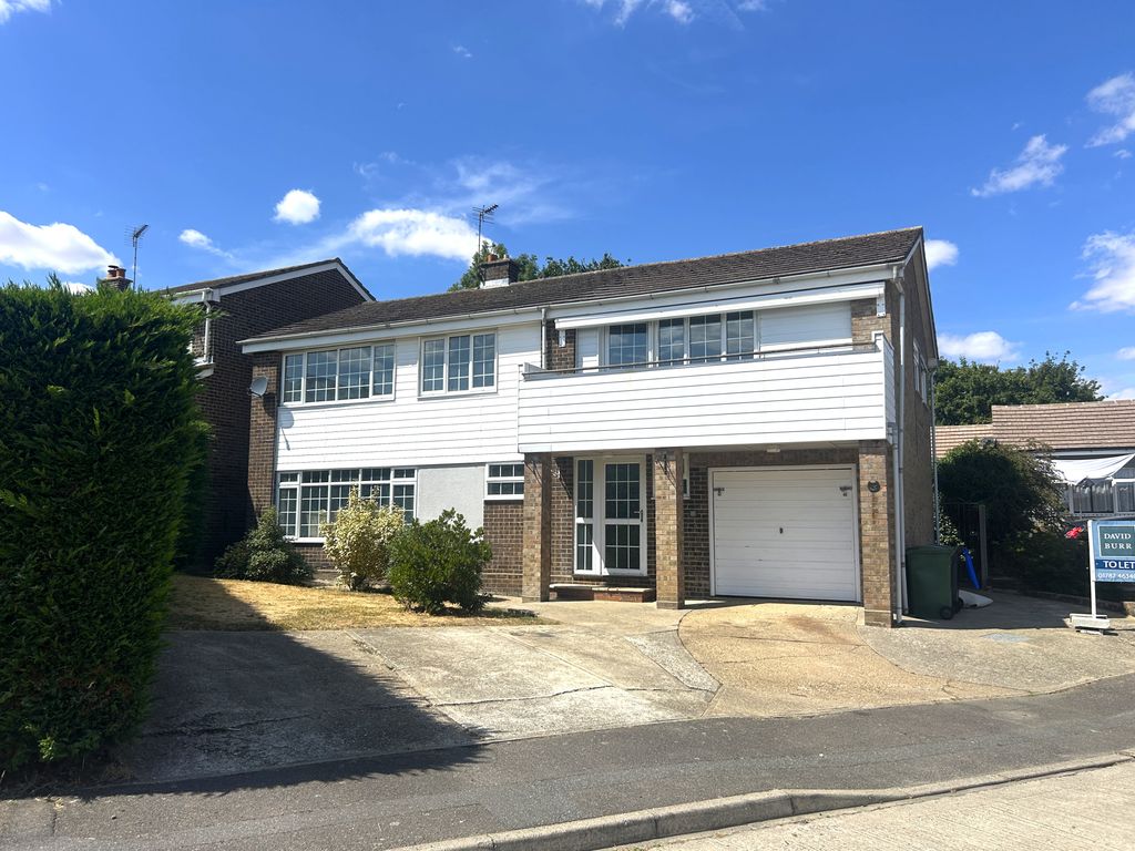Property photo 1 of 27