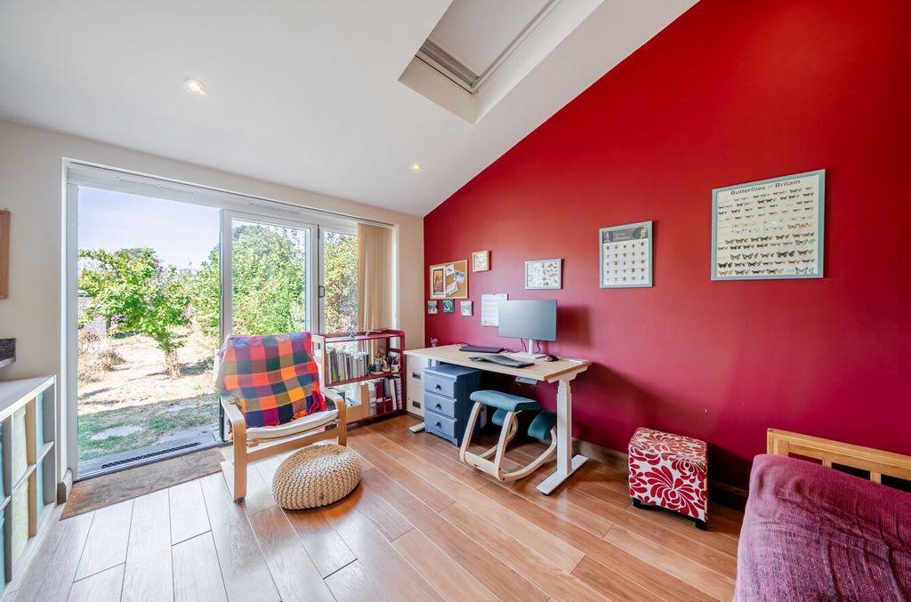 Property photo 3 of 23 1504312-16-6A7ee1...