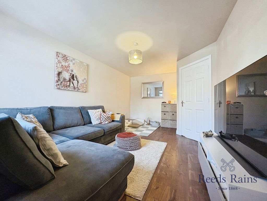 Property photo 2 of 17 Pbox-Img.Jpg