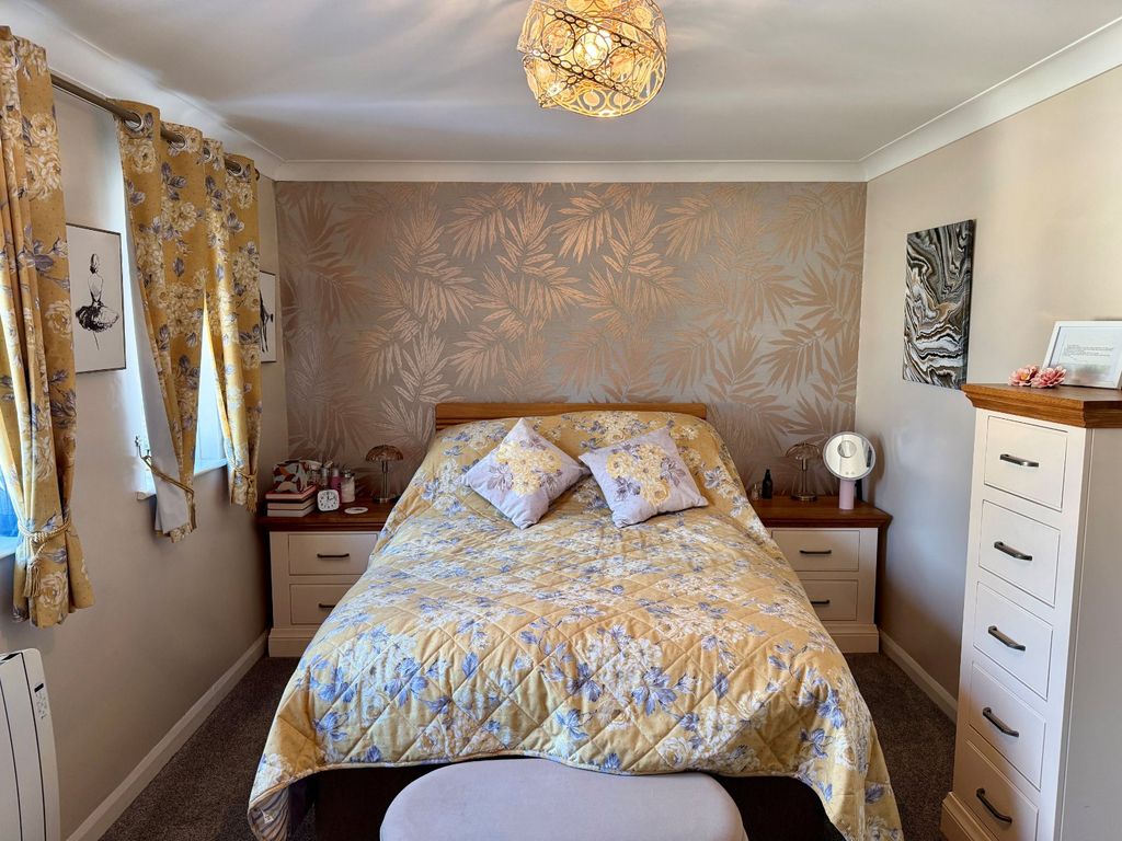 Additional image 5 of 3 bed flat for saleLondon Road, Deal, Kent CT14