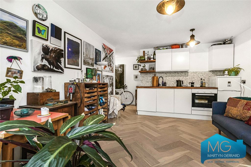 Property photo 3 of 11 Picture No. 09