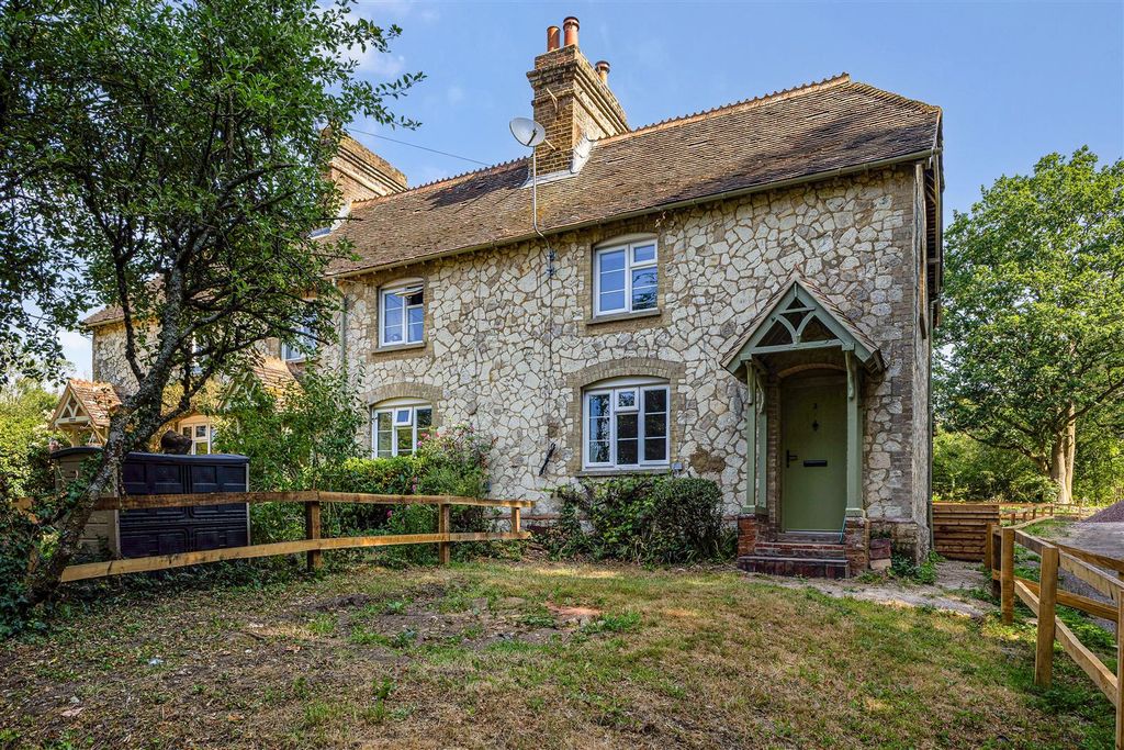 Property photo 1 of 15 111978_3 Diana Cottages Seale-3.Jpg