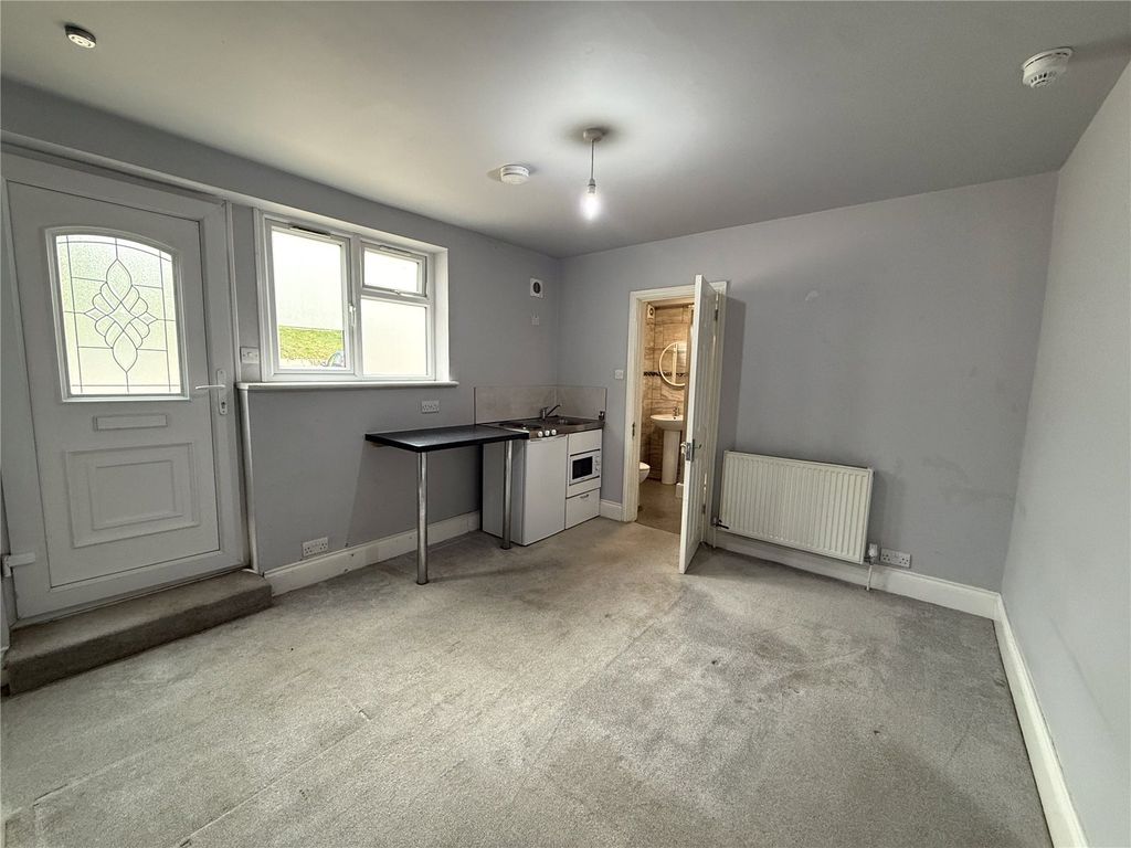 Property photo 2 of 5 Picture No. 02