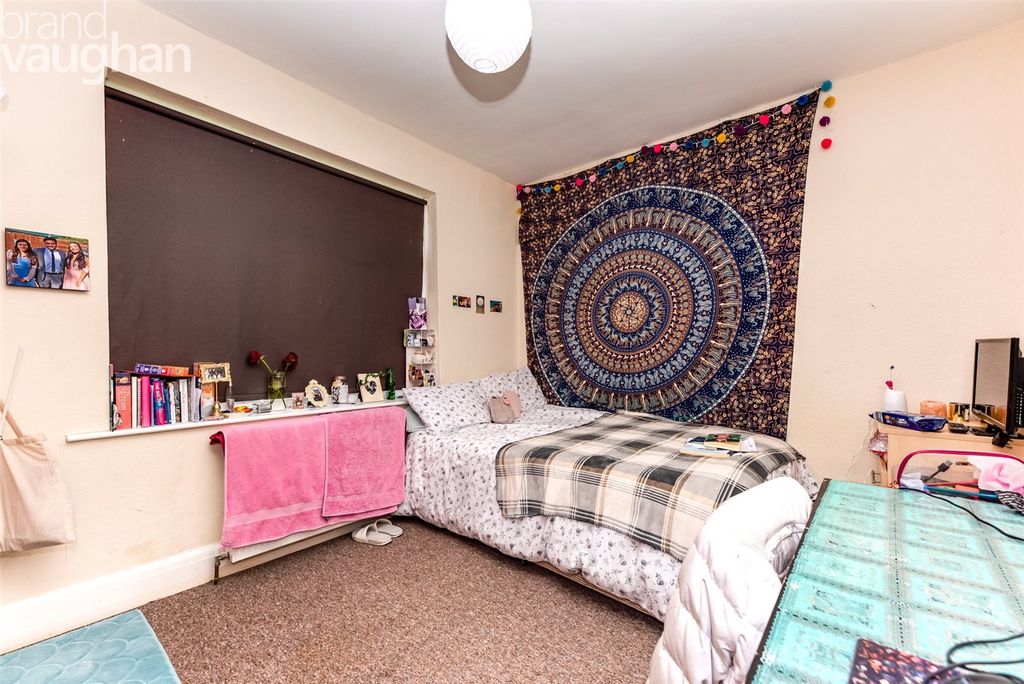 Property photo 2 of 9 Picture No. 03