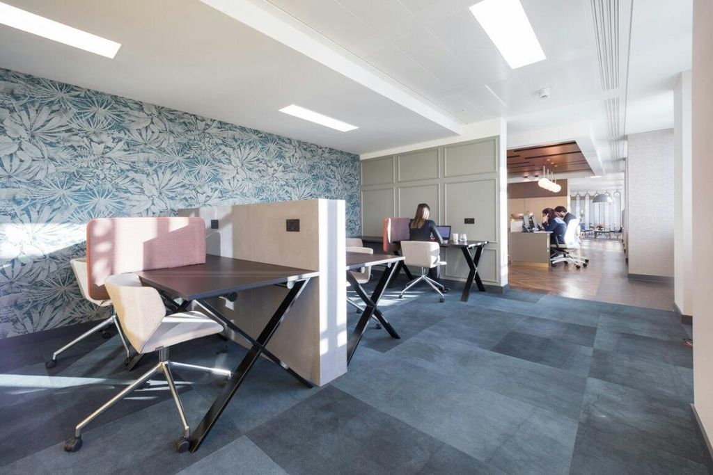 Property photo 3 of 5 5 Cavendishsquare.Jpg