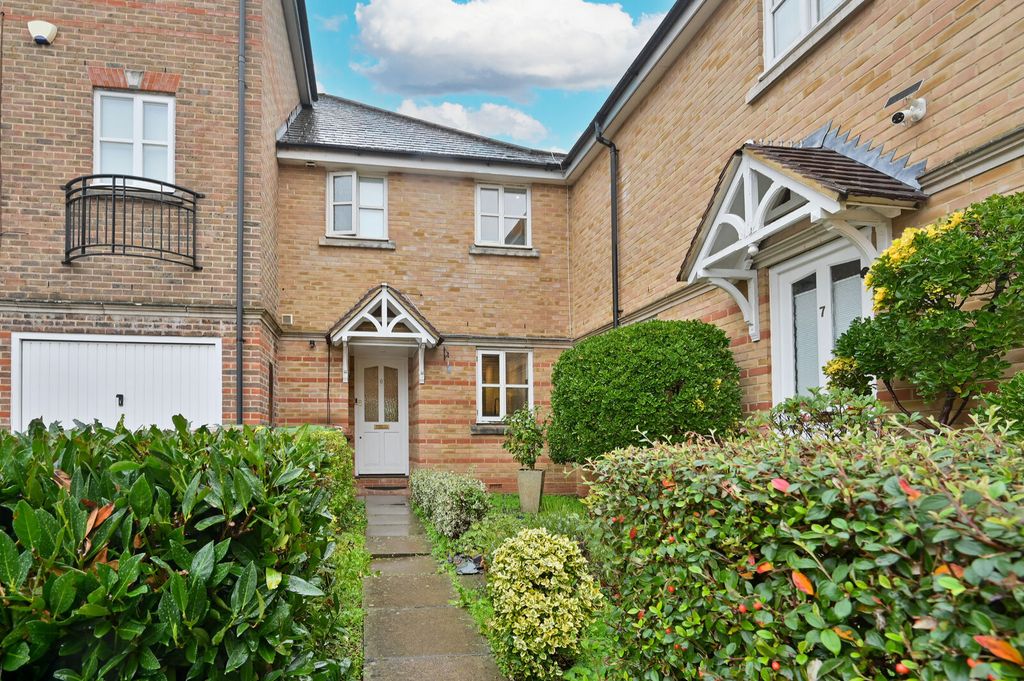 Property photo 3 of 17