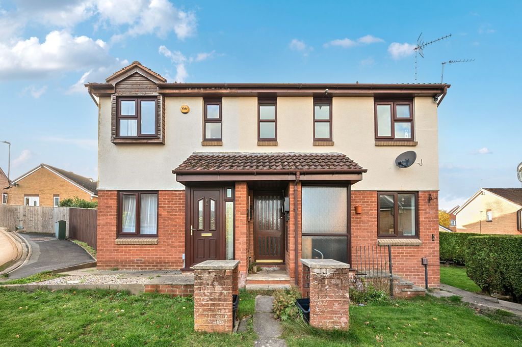 Property photo 1 of 9