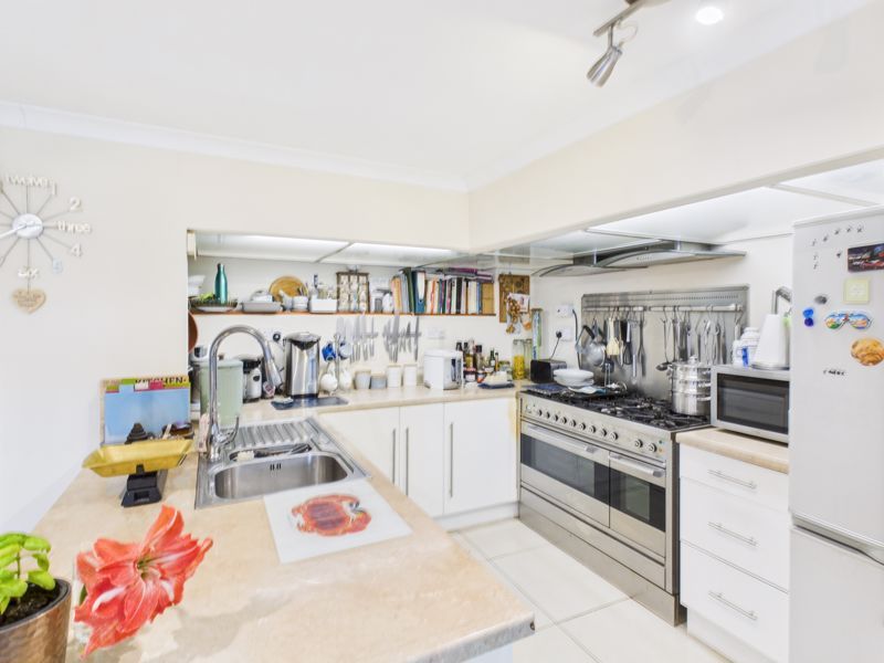 Property photo 3 of 22 Kitchen/Diner