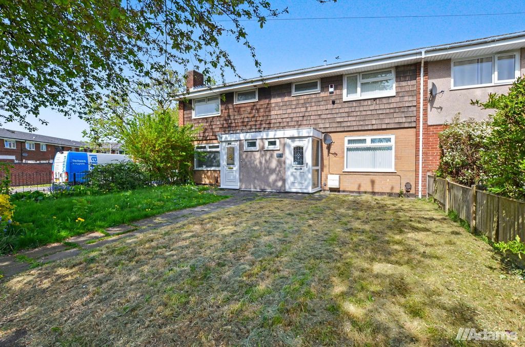 Property photo 1 of 12