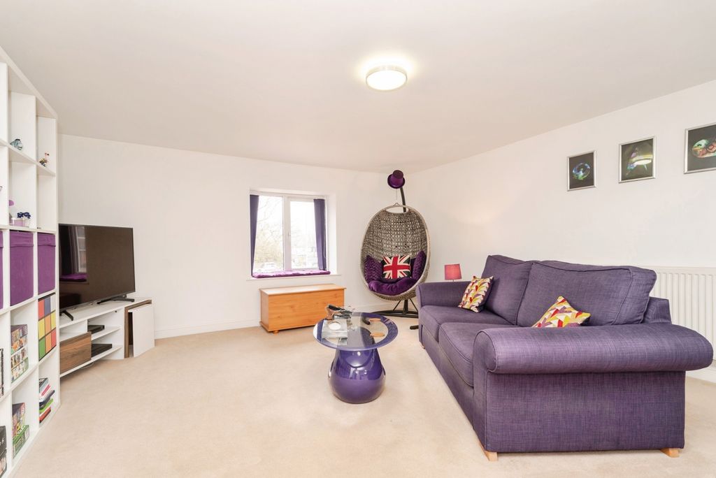 Property photo 2 of 23 Pbox-Img.Jpg