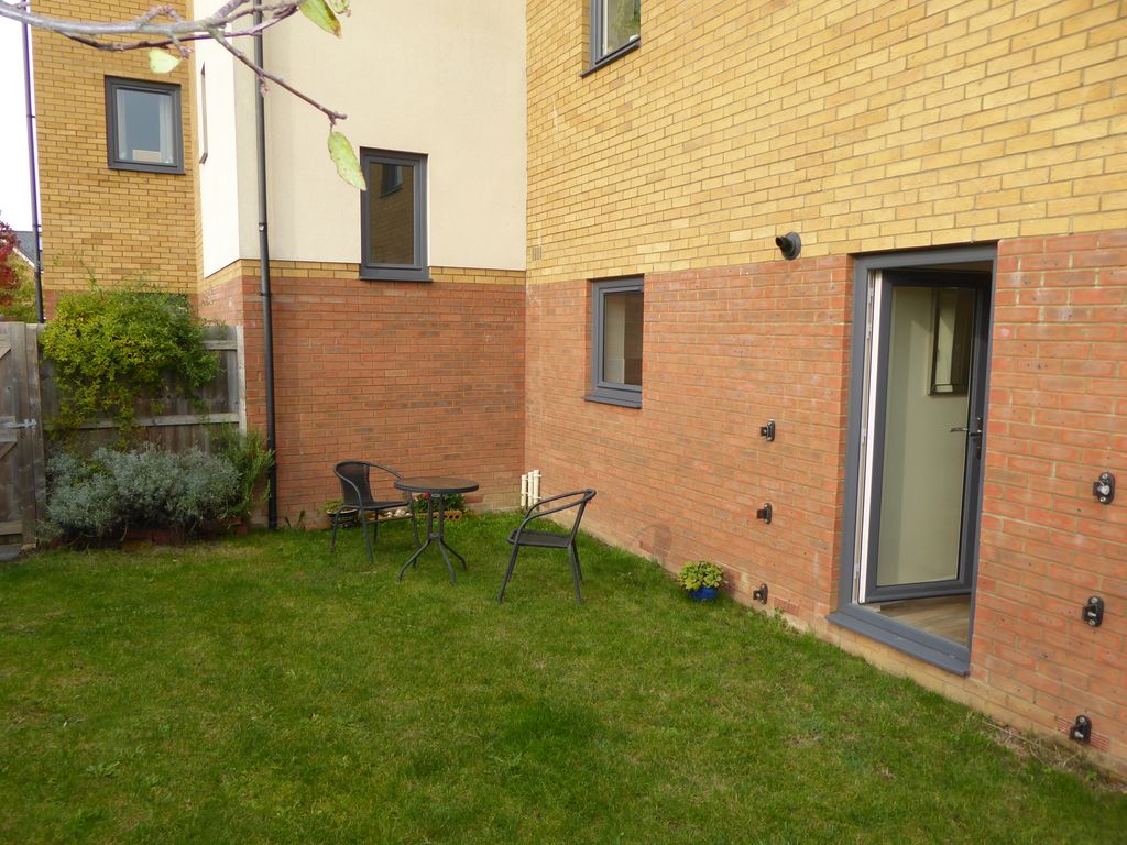 Property photo 2 of 7 Garden To Rear