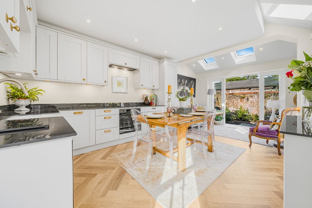 Property photo 1 of 24 5383730