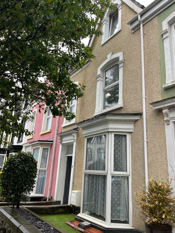 Property photo 1 of 10