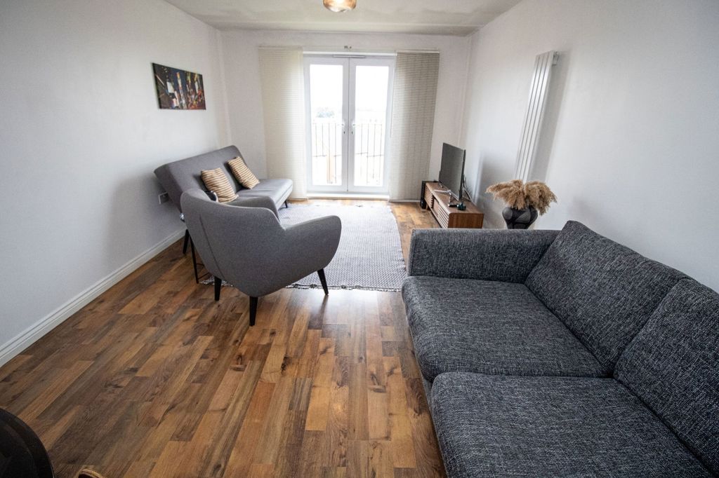 Property photo 2 of 15