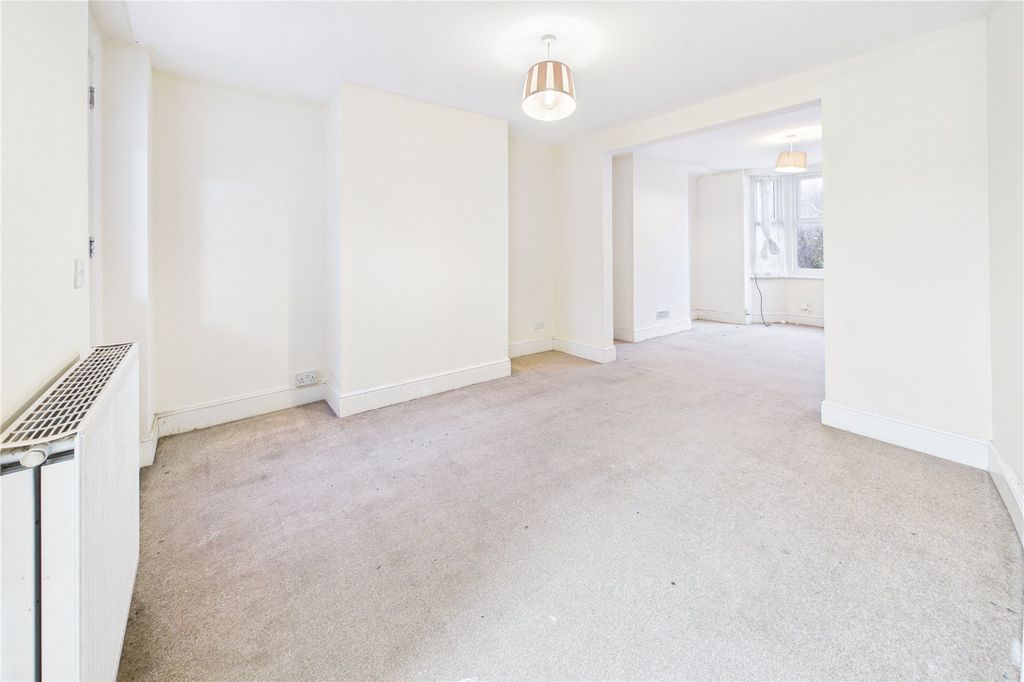 Property photo 2 of 18 Dining Room