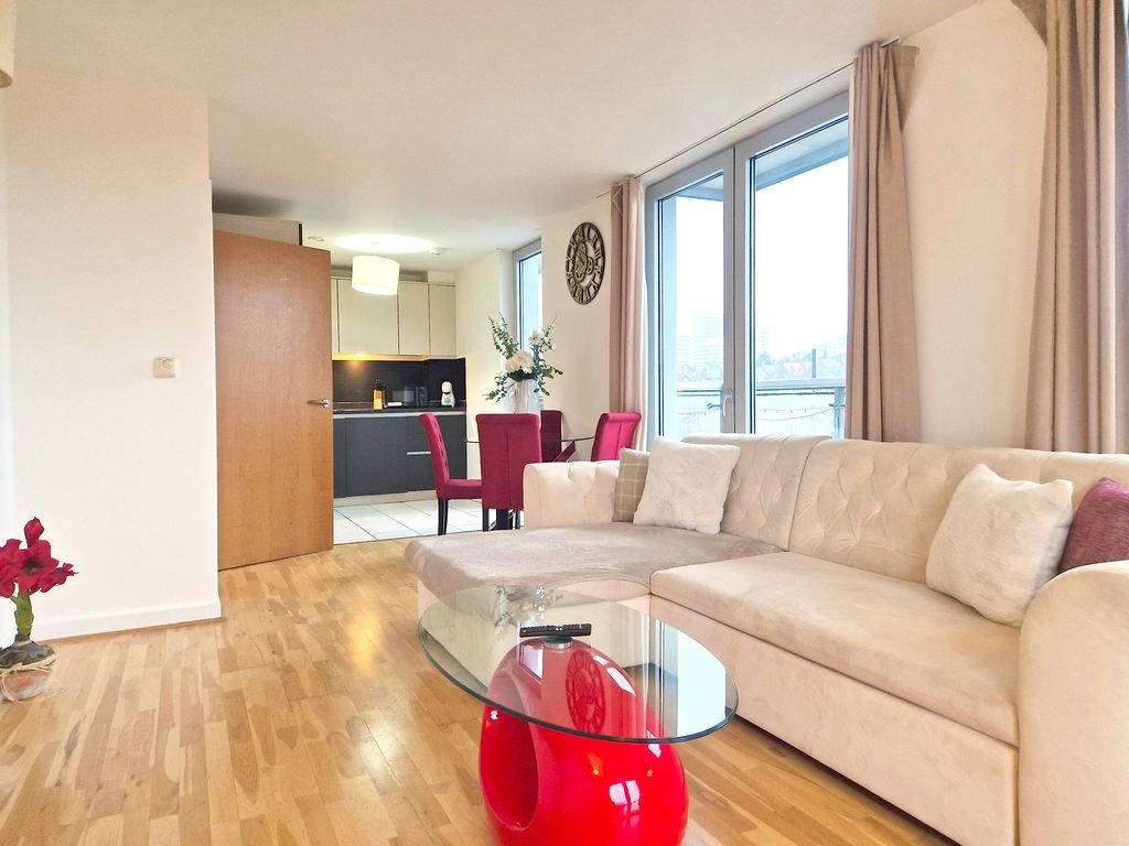 Property photo 3 of 11