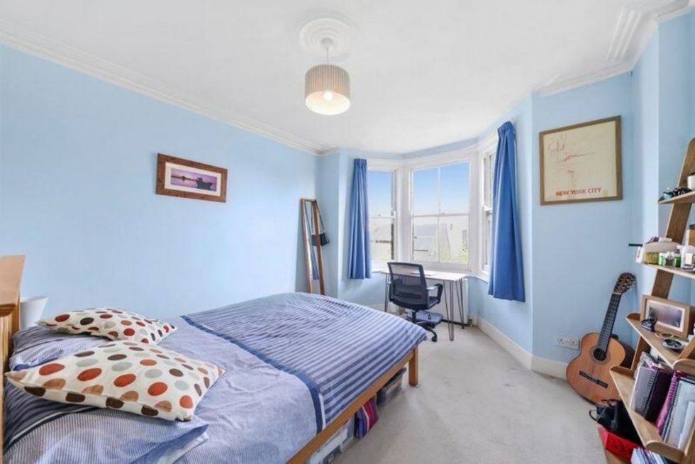 Property photo 2 of 7