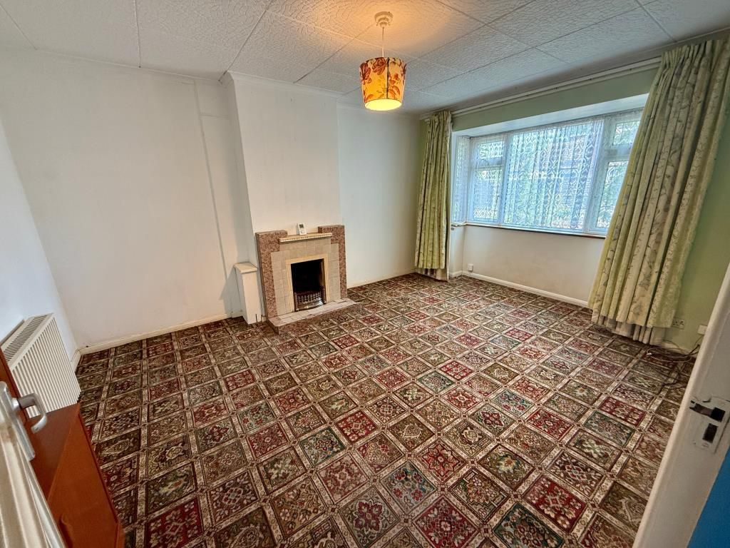 Property photo 3 of 8 Living Room