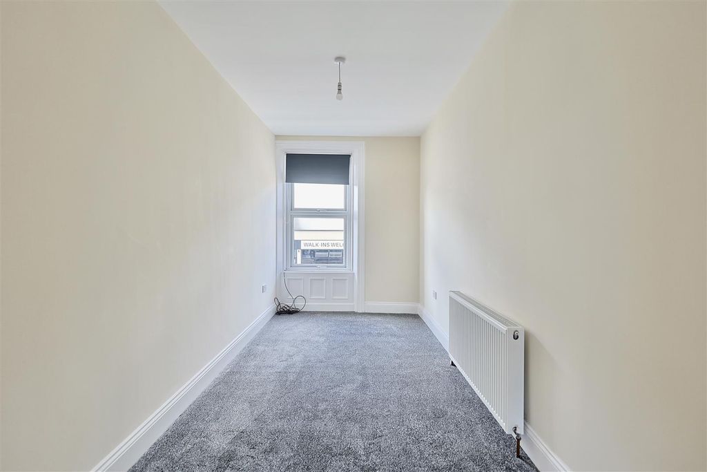 Property photo 2 of 9 99B764A3-179E-46D4-86F3-027Caafd4C72_1_201_A.Jpeg